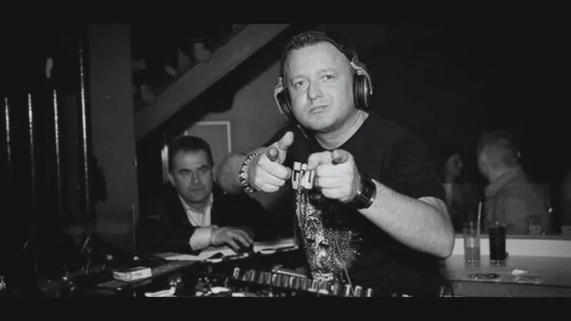Cennik DJ Hazel – aktualne ceny DJ-a na wesele i event